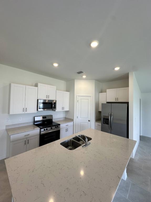 Building Photo - 17669 Paradiso Wy