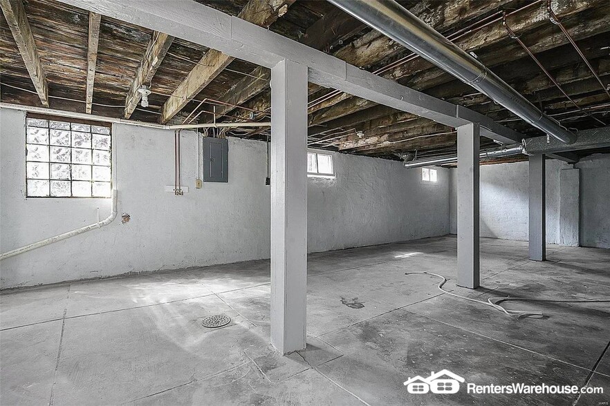 Building Photo - 2946 Hilleman Ave