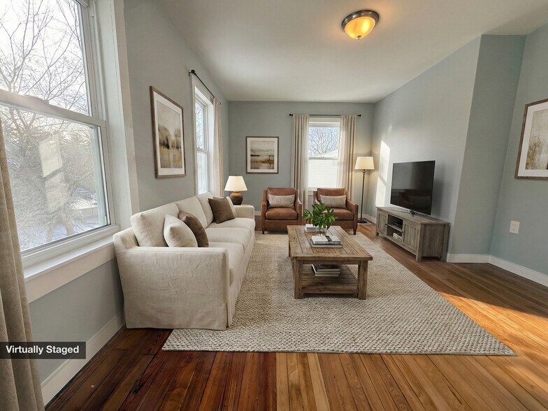 Building Photo - 712 East St