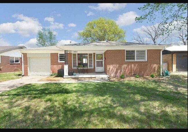 Building Photo - 500 Alexander Dr