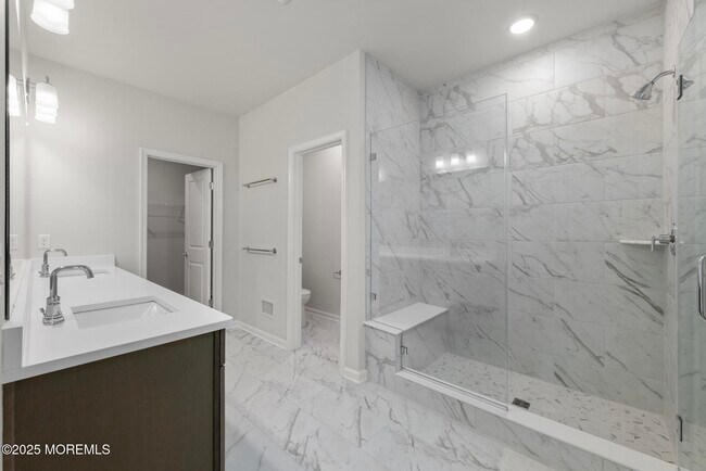 Building Photo - 20 Barton Ave