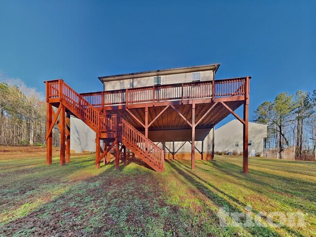 Building Photo - 30 Gold Rush Ct