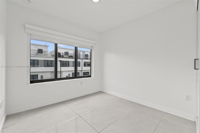 Building Photo - 26126 SW 146th Ave