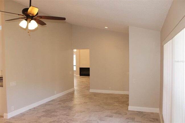 Building Photo - 668 Lamoka Ct