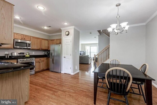 Building Photo - 25452 Upper Clubhouse Dr