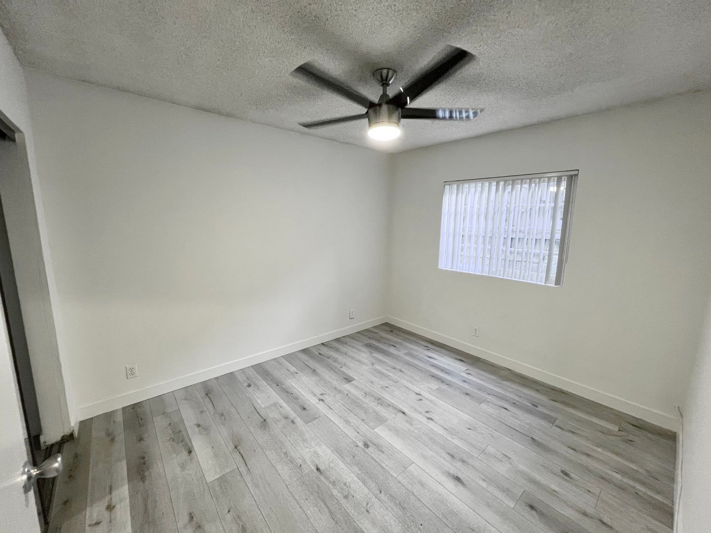 Building Photo - 3728 S Bentley Ave