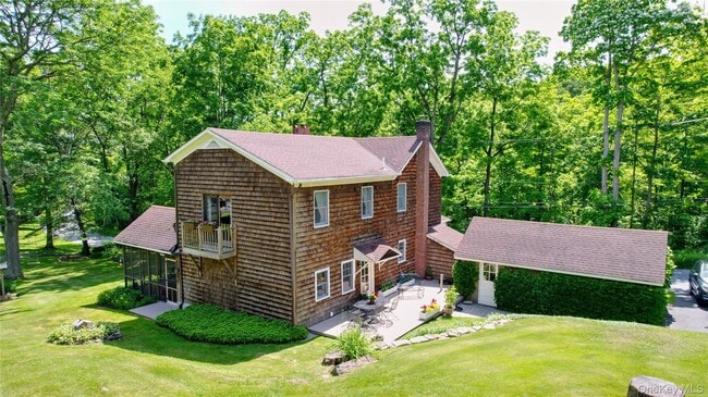Building Photo - 9 Iron Forge Rd