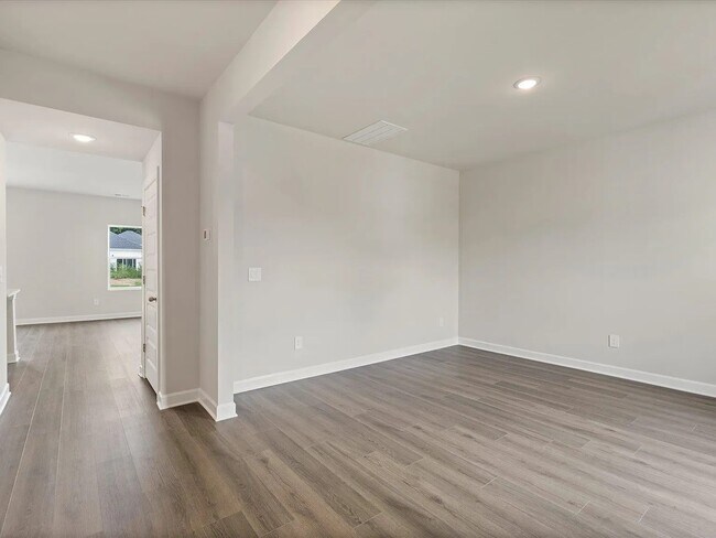 Building Photo - 640 Orsman Trl