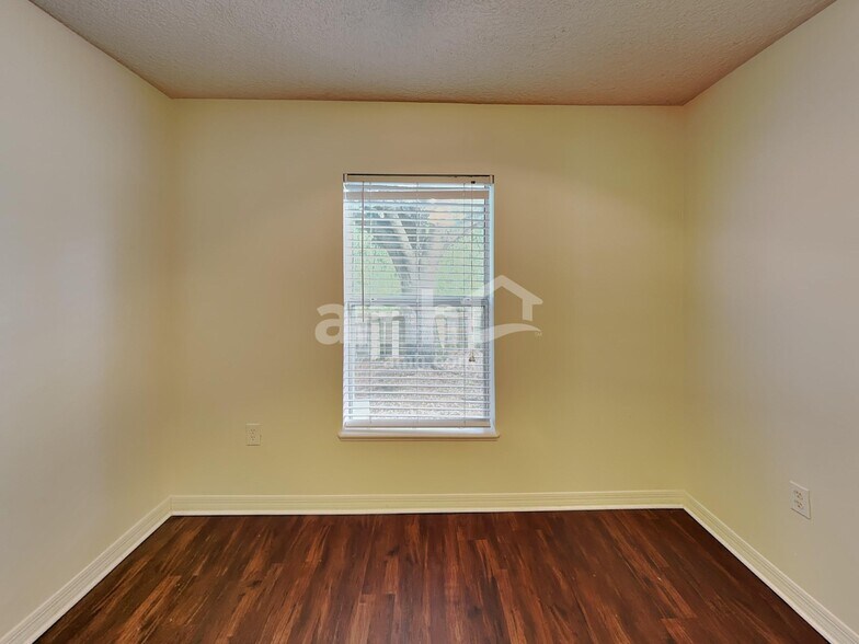 Building Photo - 5528 Cougar Park Ct