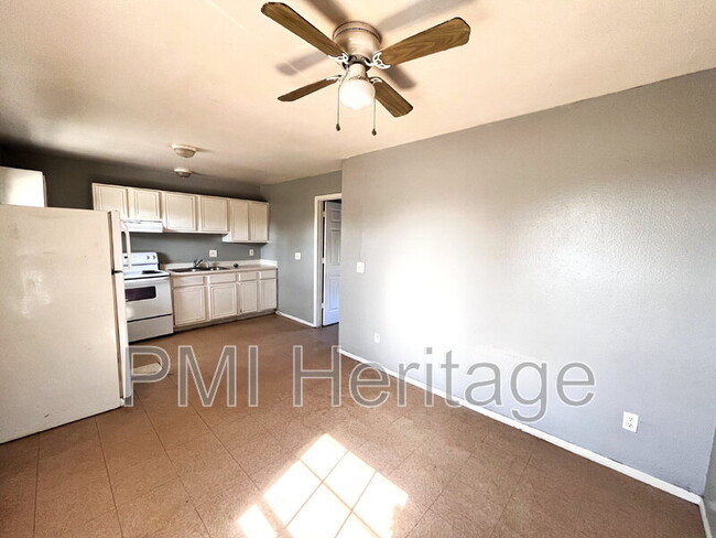 Primary Photo - 813 E Huntsville Ave