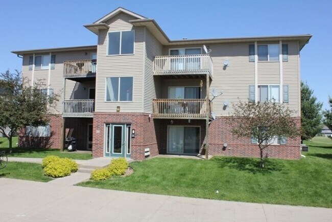 Building Photo - 2 Bedroom 1 Bath Condo in North Liberty!
