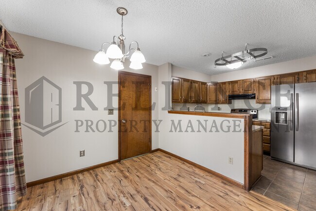 Building Photo - 1111 E Redwood Rd