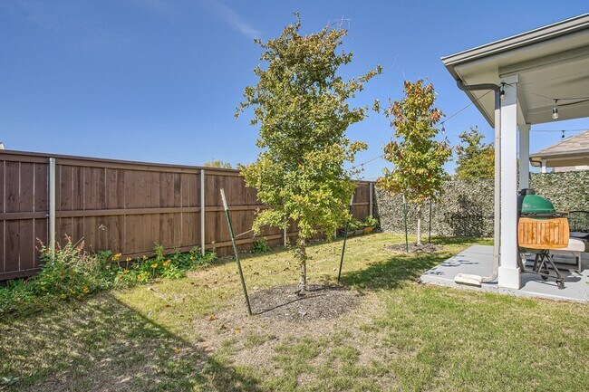 Building Photo - 9604 Dawn Pearl Dr