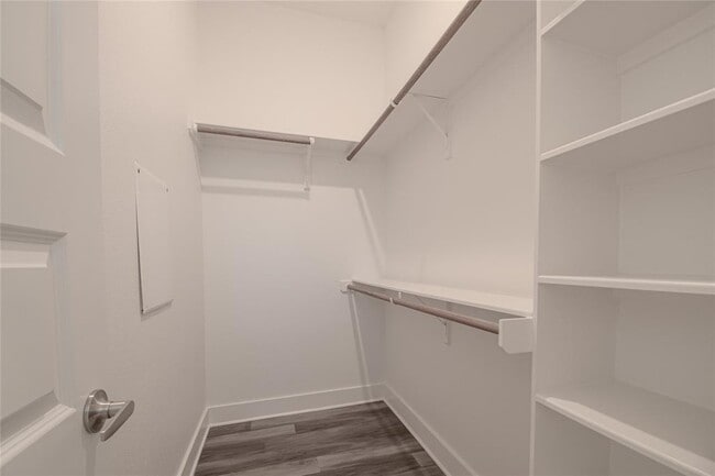 Building Photo - 6325 Ponca St