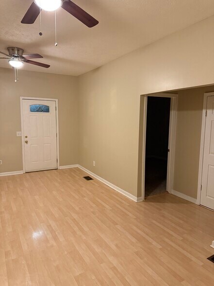 Primary Photo - 351 Westfield St