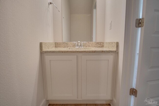 Building Photo - 1538 Iroquois Ct