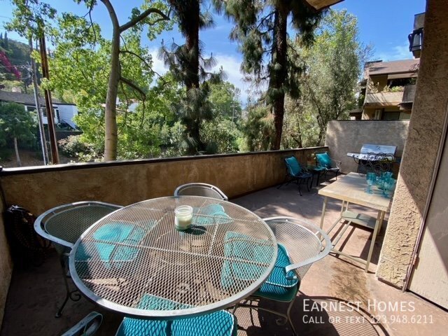 Building Photo - 3480 Barham Blvd