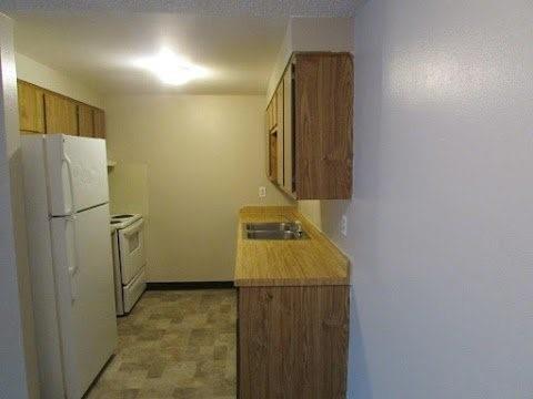 Building Photo - 82 E Hayden Ave