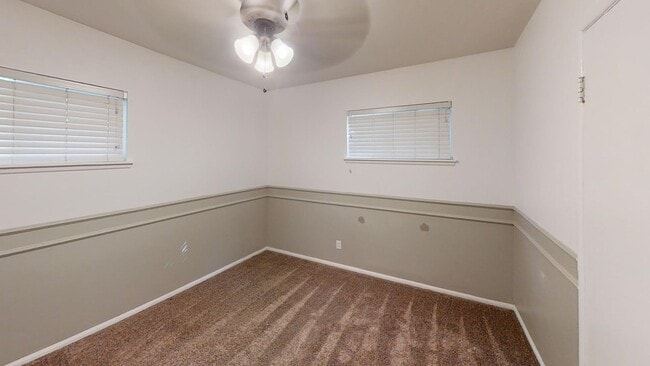 Building Photo - Charming Redlands Home