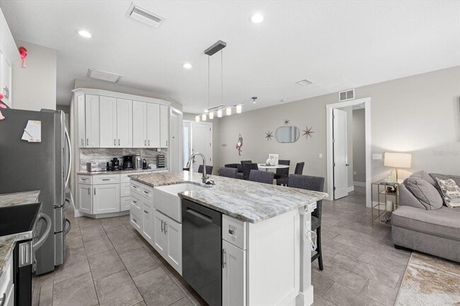 Building Photo - 279 Avalon Rd