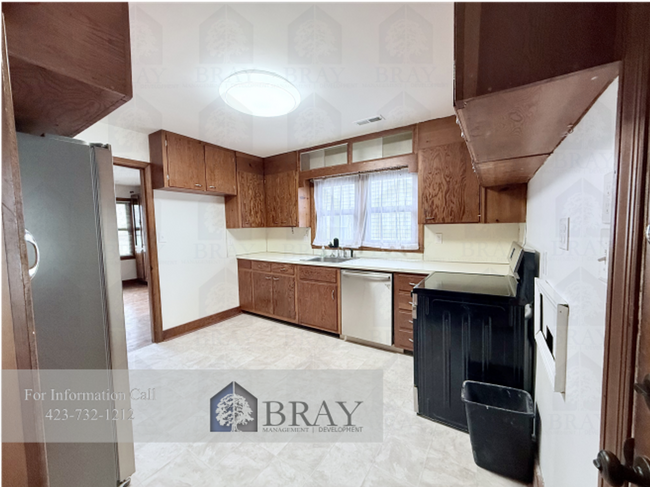 Building Photo - Charming 3-Bedroom Home with Detached Workshop – Move-In Ready!