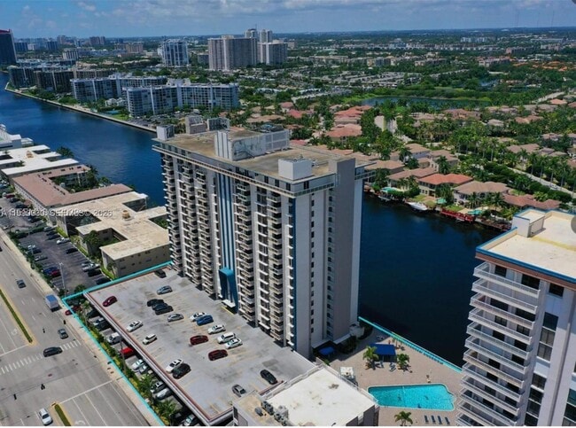 Building Photo - 1600 S Ocean Dr