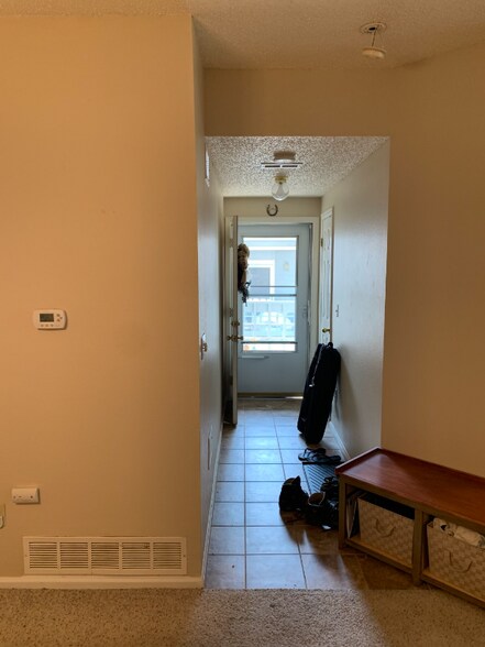 Building Photo - 7465 Spy Glass Ct