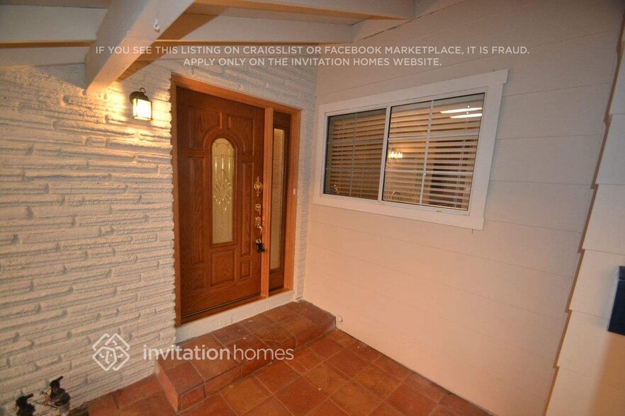 Building Photo - 9149 Thilow Dr