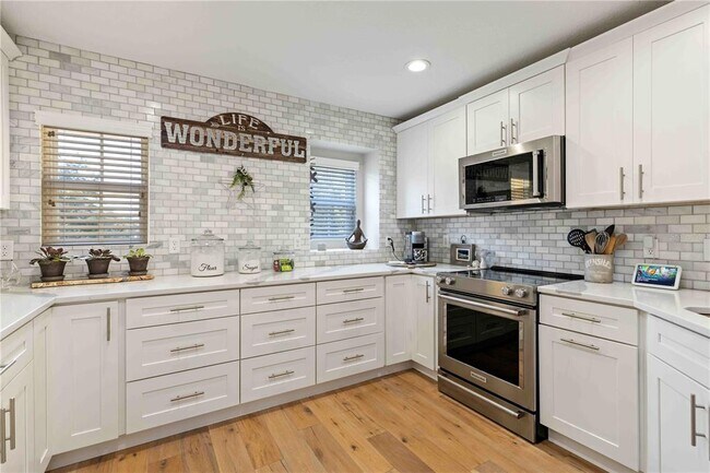 Building Photo - 9040 White Sage Loop