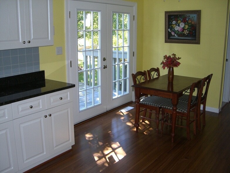 Breakfast area in kitchen - 13505 Leith Ct