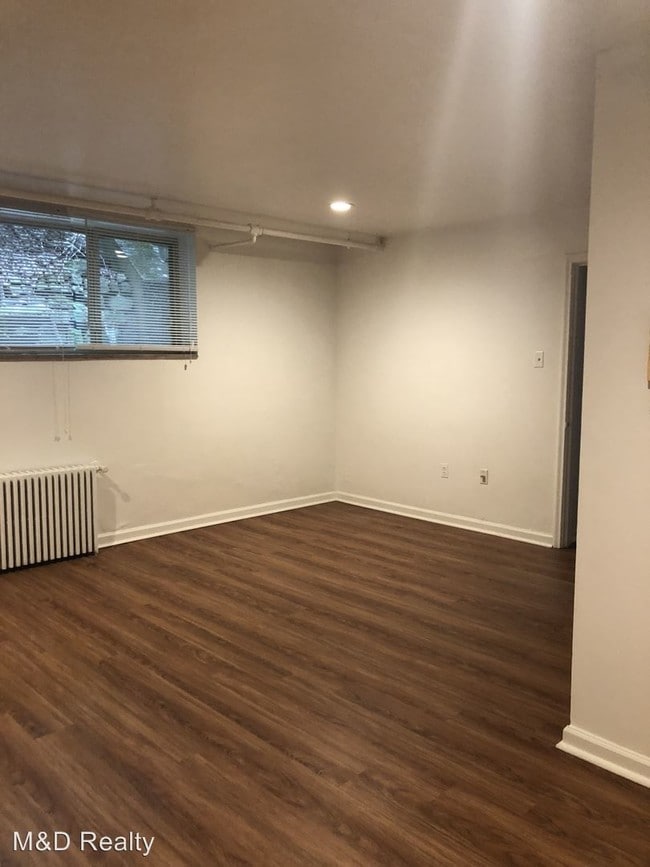 Building Photo - 2 br, 1 bath Apartment - 5604 Fifth Avenue