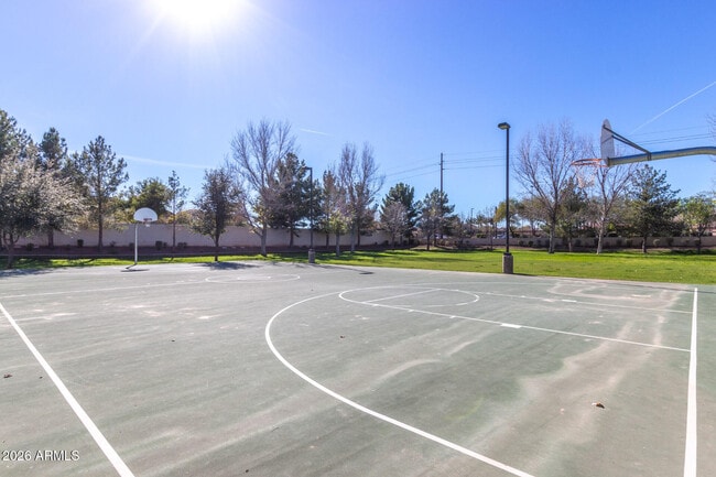 Building Photo - 1677 E Chelsea Ln