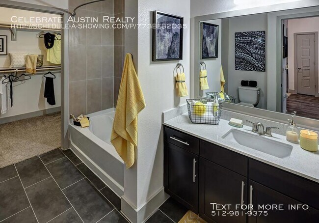 Building Photo - Eleven 10 at Farmers Market