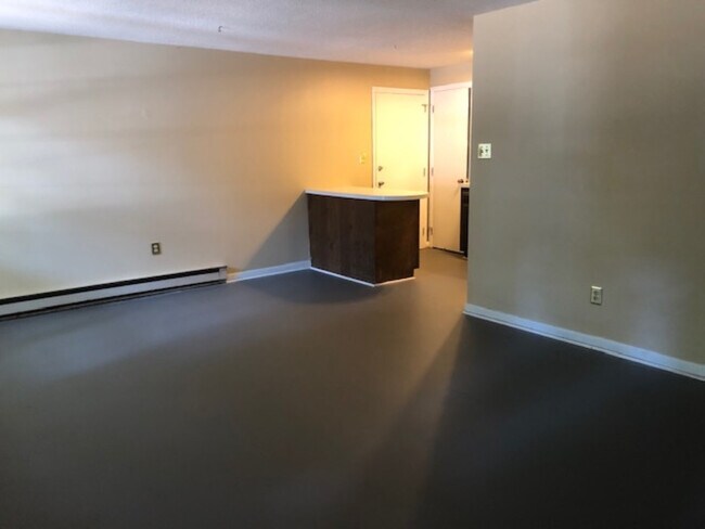 Building Photo - 408 Horne St