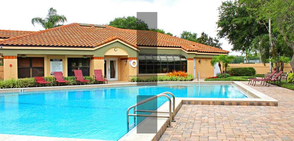 Building Photo - 7723 Sugar Bend Dr