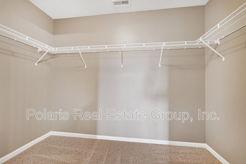 Building Photo - 872 Cherry Tree Ln