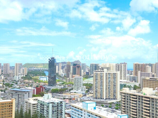 Building Photo - The Park on Keeaumoku #3005R | Honolulu, HI