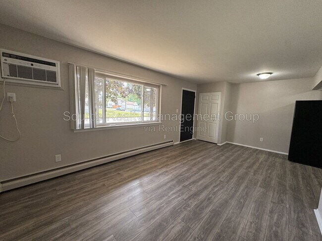 Building Photo - 3414 13th St