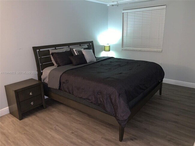 Building Photo - 18356 NW 68th Ave