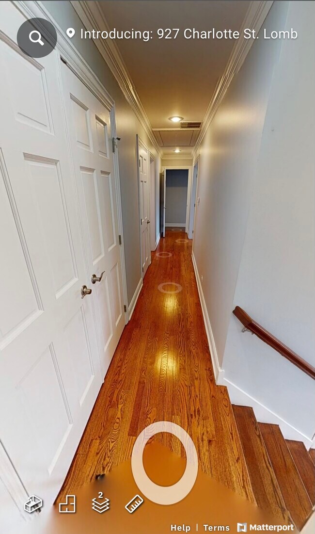 Building Photo - 927 S Charlotte St