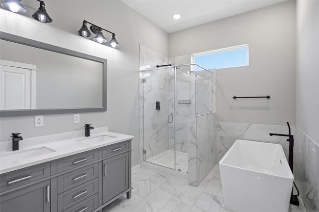 Building Photo - 6728 Parker Grv Ln