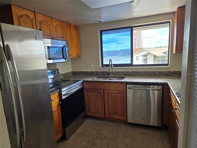 Building Photo - 1054 Lotus Cove Ct