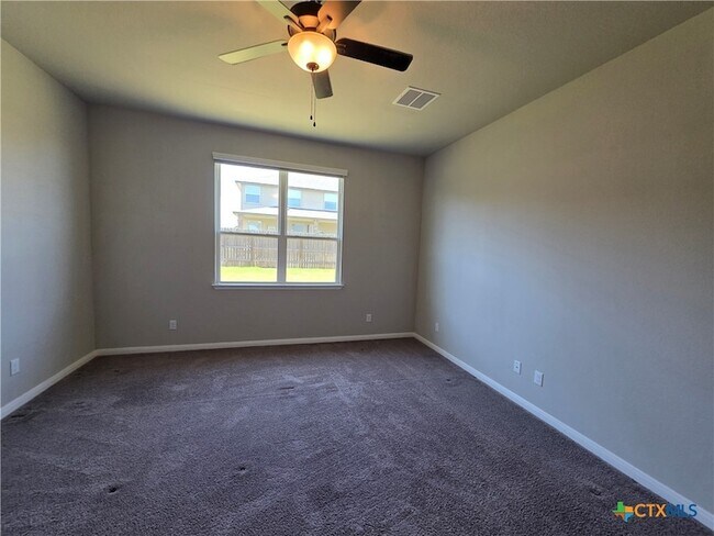 Building Photo - 10001 Kensley Rose Dr