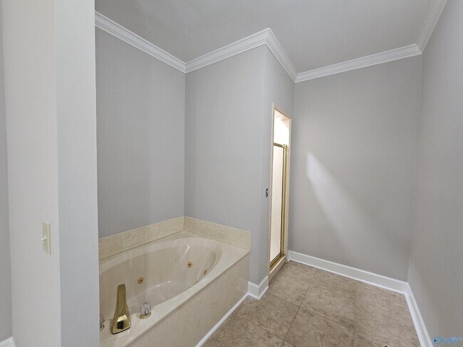 Building Photo - 102 Fred Atkinson Rd