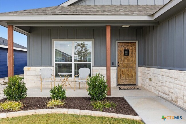 Building Photo - 1606 Flatland Trl