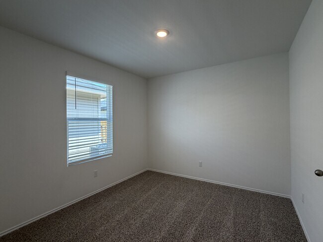 Building Photo - 312 Nizao Ln