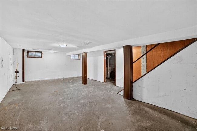 Building Photo - 17208 Lipton Ave