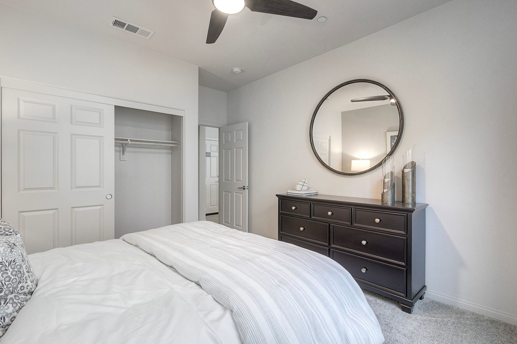 Building Photo - 26546 Bonneau Ln