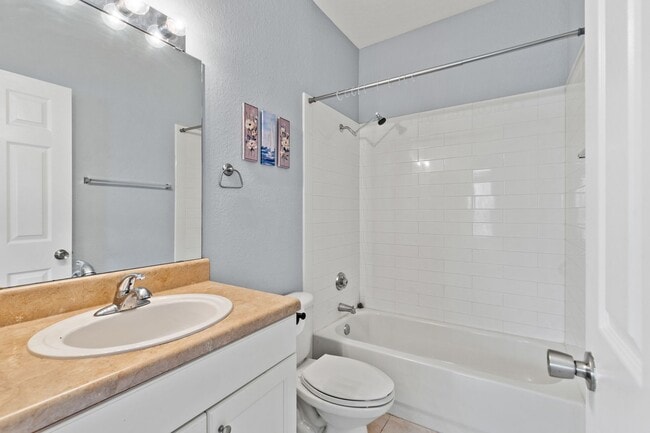 Building Photo - C4934-103 Magnolia Place