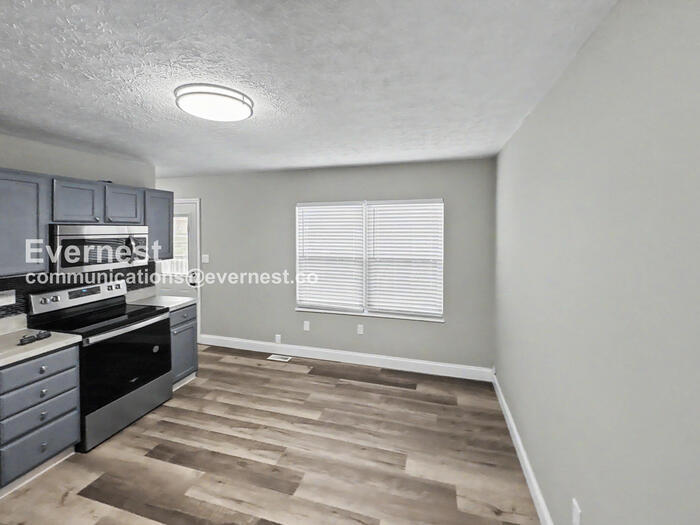 Building Photo - 144 Marvin Ln